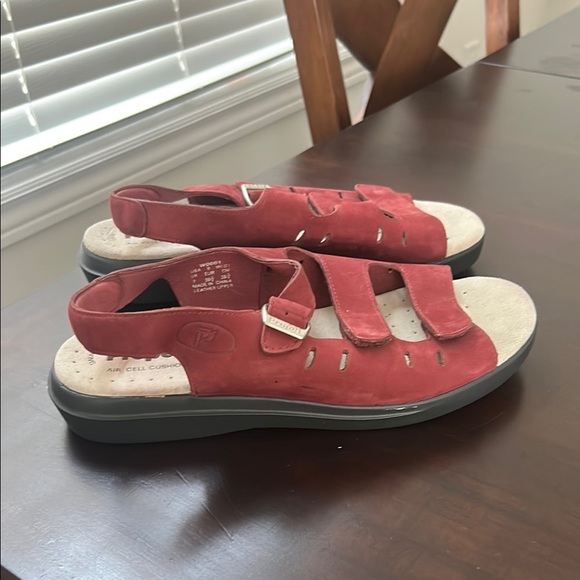 Propet Suede Strappy Red Walking Sandals Women Size 9 Wide - Picture 2 of 16